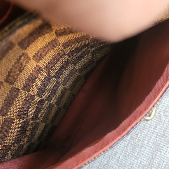 Louis Vuitton Broadway Damier Ebene Canvas Shouder Bag. Authentic w/COA. - Picture 9 of 16